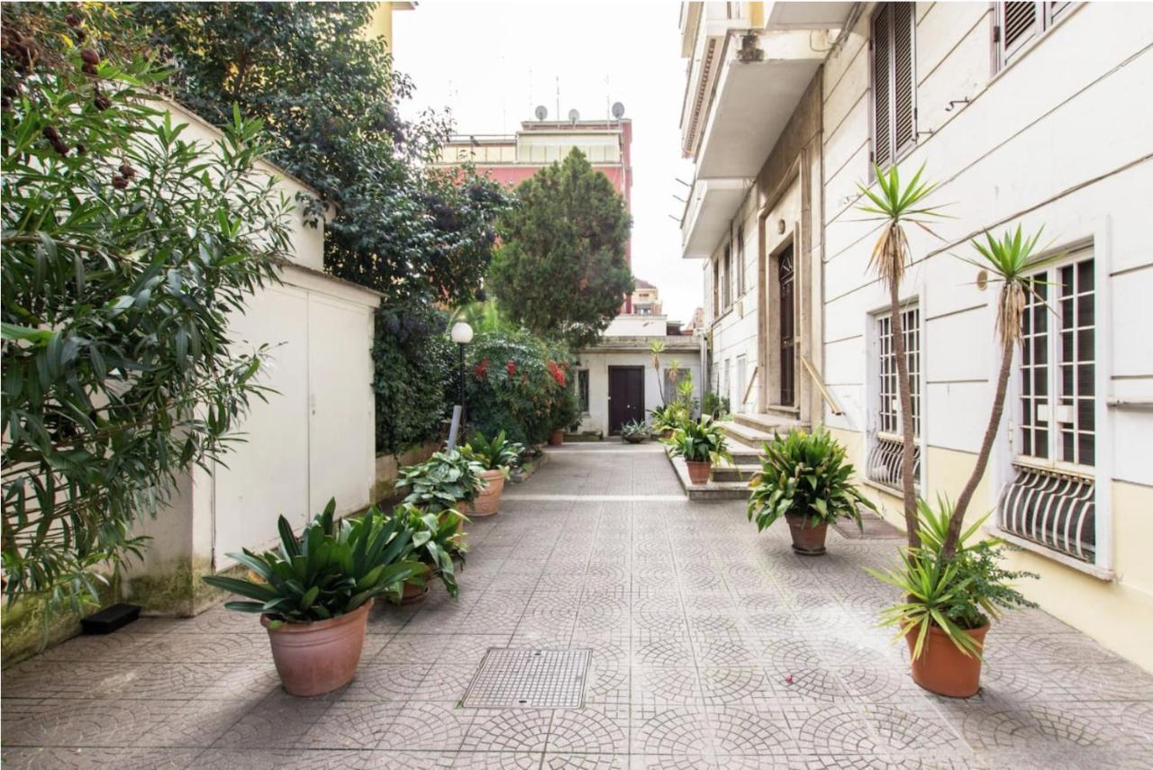 רומא Welcome Dhome - Cozy Penthouse With St. Peter View מראה חיצוני תמונה