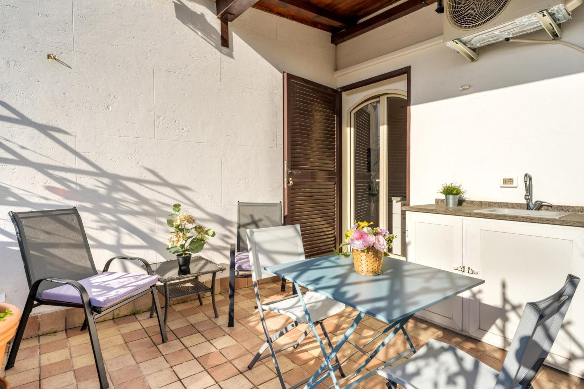 רומא Welcome Dhome - Cozy Penthouse With St. Peter View מראה חיצוני תמונה